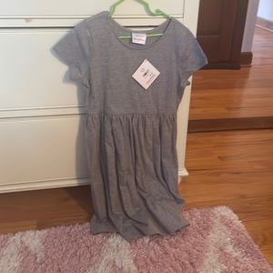 NWT Hanna Andersson grey dress size 130